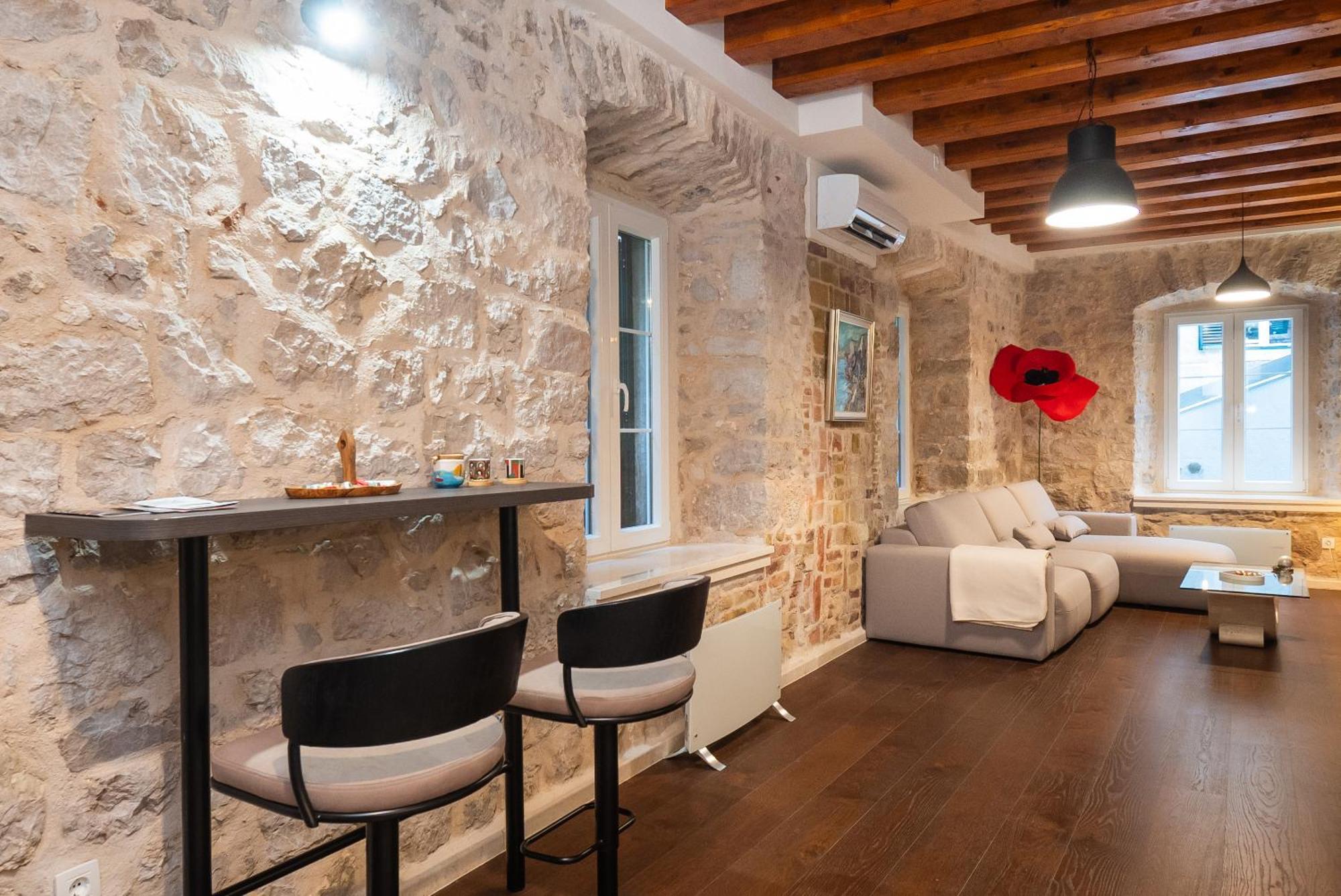 Sizgoric Palace * Sibenik